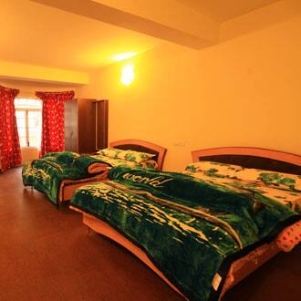 Hotel Travellers Paradise, Darjeeling 3